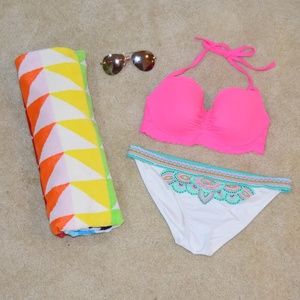 Victoria's Secret Bathing Suit BOTTOMS in size M